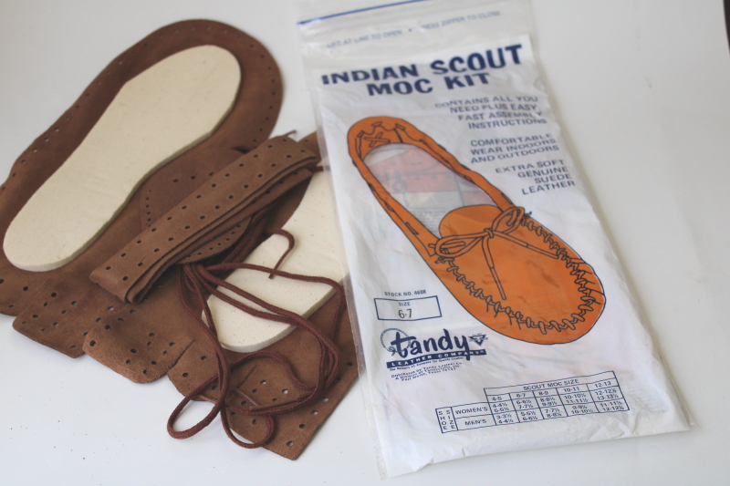 Tandy leather moccasins kit, vintage Indian scout mocs slippers unisex mens size 5 to 6.5