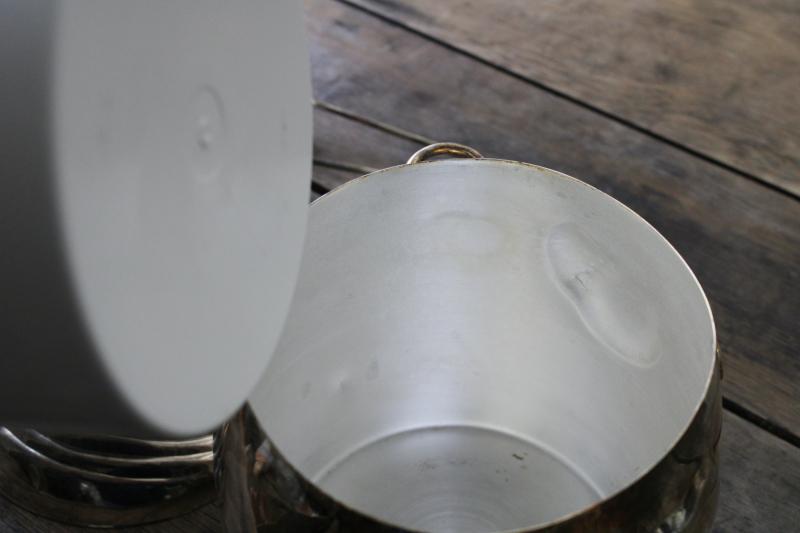 Towle silver plate snowman ice bucket 1990s vintage Christmas tableware