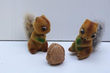 Vintage flocked squirrels pair of figurines w/ fur tails, fall party decor made in Hong Kong