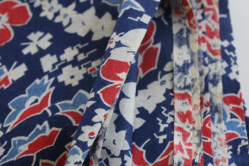 WWII era patriotic colors print fabric, vintage shirt or dress weight cotton