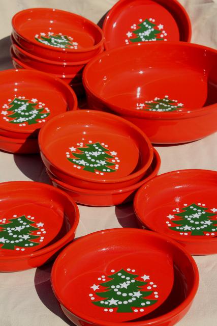 Waechtersbach Christmas Tree pattern pottery pasta bowls set for 12, holiday red & green