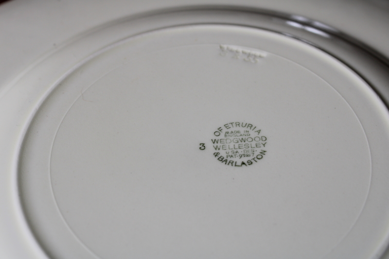 Wellesley Wedgwood vintage china dinner plates set of 8, plain creamware embossed fruit border