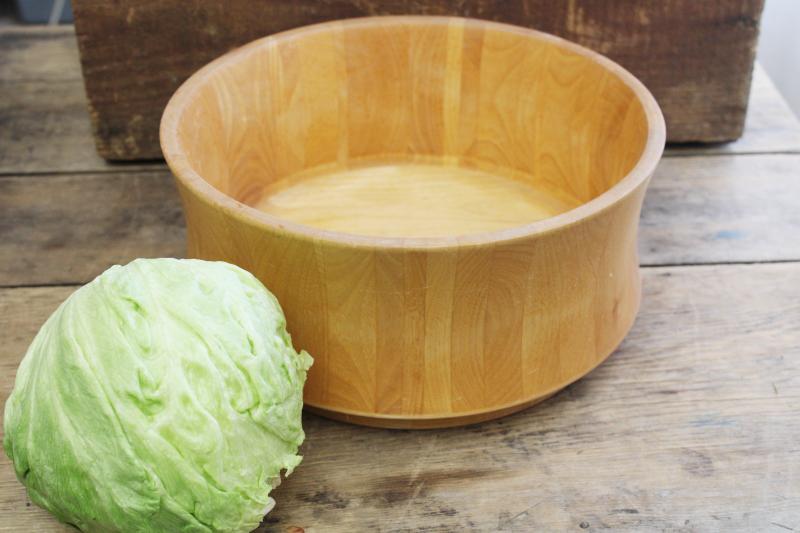 Williams Sonoma vintage Vermont made wood bowl, minimalist modern style design