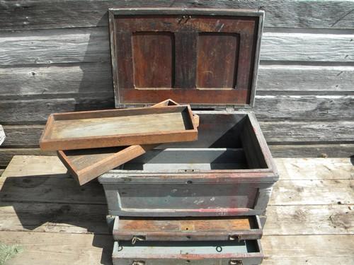antique 19th C. pine wood tool box or chest w/hand cut dovetails and brass hardware