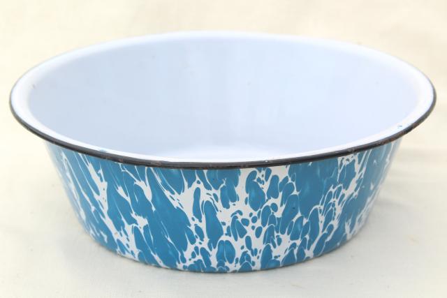 antique blue swirl enamelware dishpan, big old primitive bowl, vintage kitchen graniteware