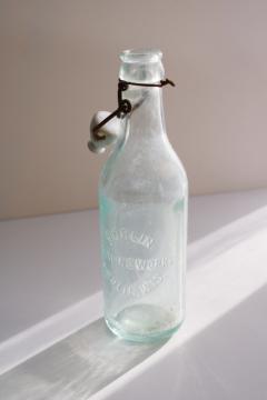 Vintage glass bottle  Great Bear Ideal Spring Water textured water juice milk bottle half gallon N9