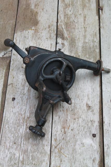 antique hand cranked grinder, geared Luther Best Maide #51 old farm tool