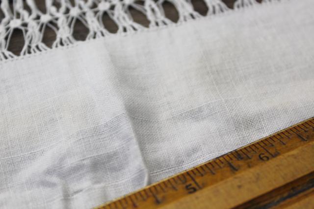 antique homespun linen tablecloth w/ drawn thread lace, vintage farmhouse table runner