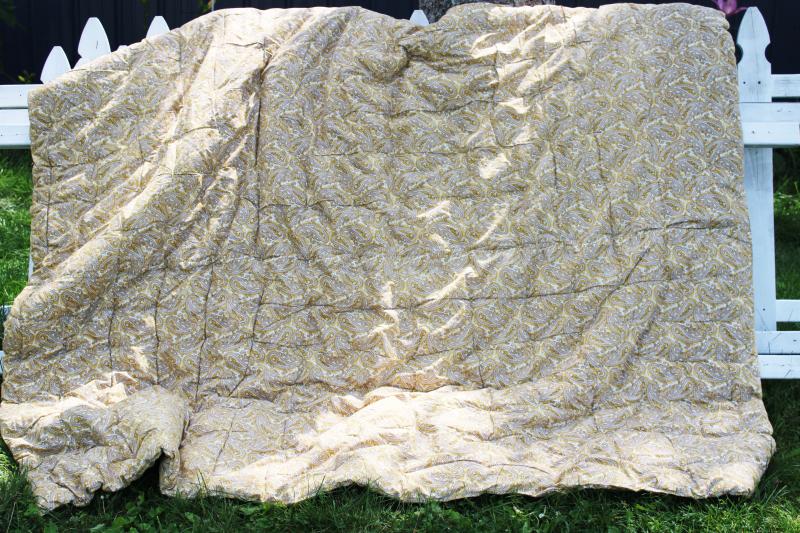antique paisley print cotton tied quilt, wool filled comforter 1920s 30s vintage
