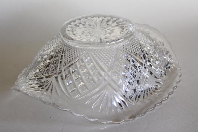 antique pressed pattern glass banana bowl, diamond & sunburst 1800s vintage EAPG