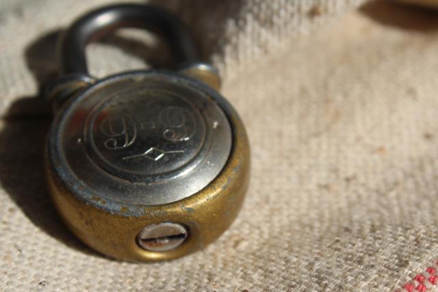 Antique Brass 101 Padlock with key 