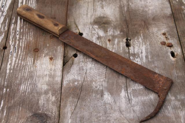 antique vintage sugar beet knife rusty farm primitive tool machete corn knife