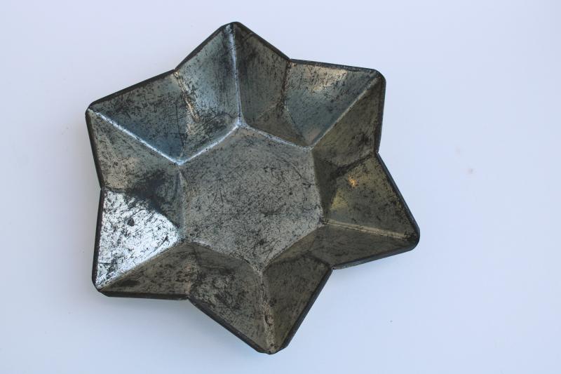 antique vintage tin pudding mold or cake pan, six point Christmas star