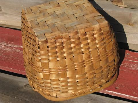 antique wood splint gathering basket w/ handle, old harvest basket