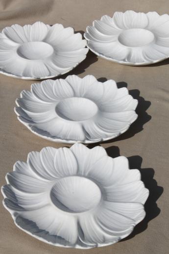 ceramic flower shaped plates