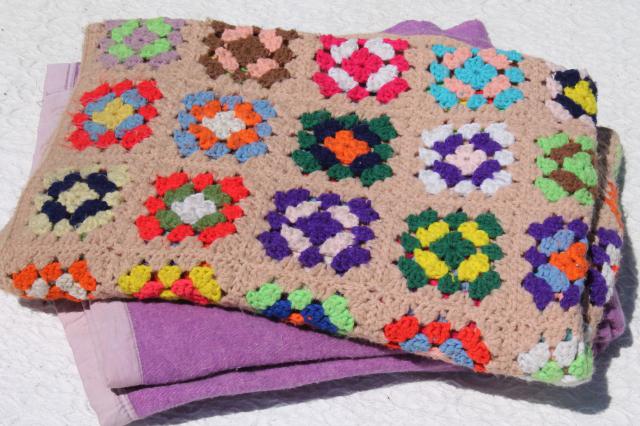 boho retro 70s vintage bedding, colorful granny square afghan & soft purple blanket