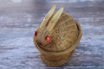 bunny rabbit on nest figural covered basket, vintage handmade woven bamboo basket