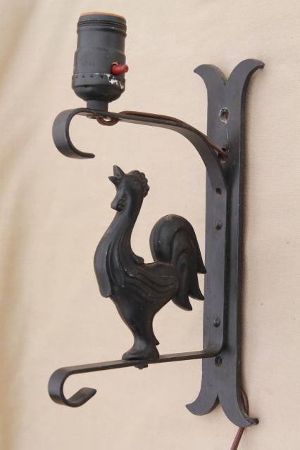 cast iron all metal rooster wall mount lamp, 40s - 50s vintage pin-up type light