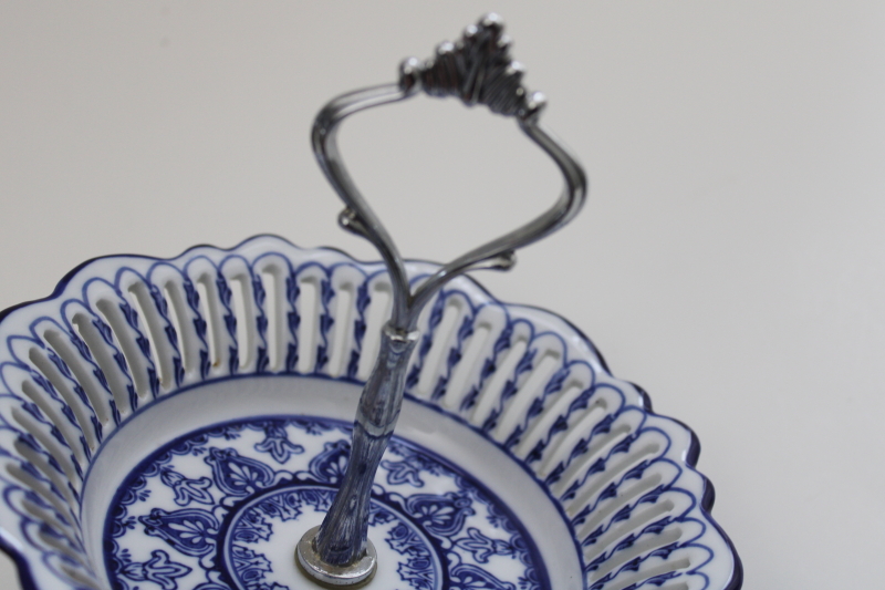chinoiserie blue  white china candy tray w/ center handle, fancy serving dish or jewelry holder