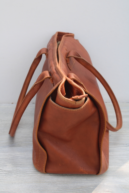 classic vintage all leather I Medici handbag purse made in Italy, British tan brown color