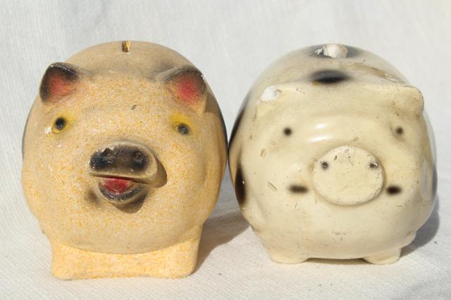 collection of vintage chalkware pigs, 1930s 40s carnival prize piggy banks