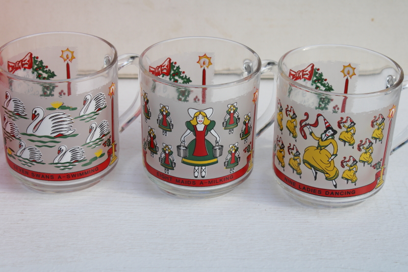 complete set 12 Days of Christmas print glass coffee or cocoa mugs in Carlton box, 1980s vintage