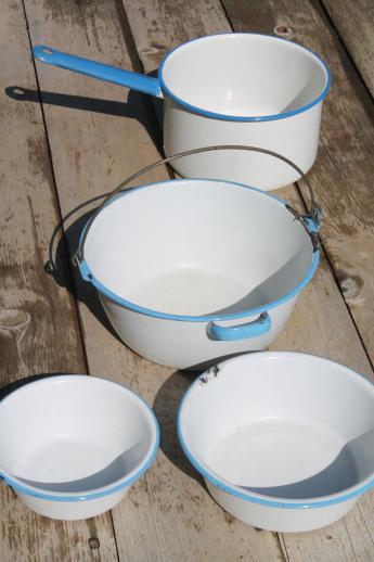 cottage kitchen vintage enamelware lot, jelly kettle w/ wire bail handle, pot, small basins