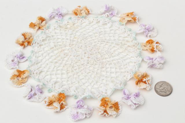 crochet flower doily lot, vintage lace doilies pretty colored thread flowers