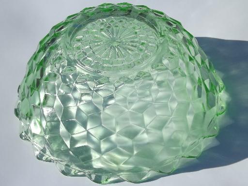 cube pattern green depression glass bowl, vintage Jeannette cubist