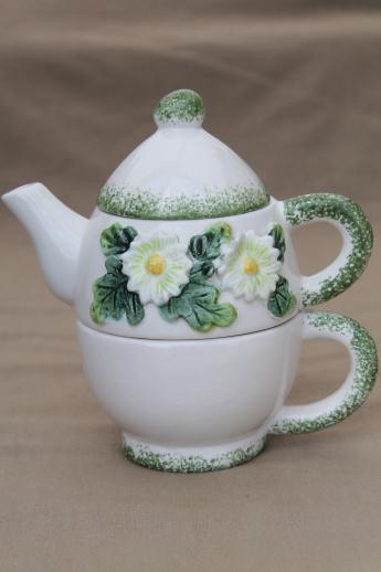 daisy pattern ceramic tea set for one, vintage teapot & stacking cup tea mug