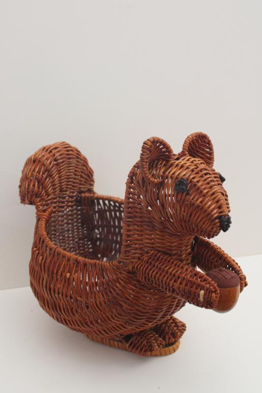 figural wicker basket squirrel holding acorn nut, 1980s-90s vintage made in China