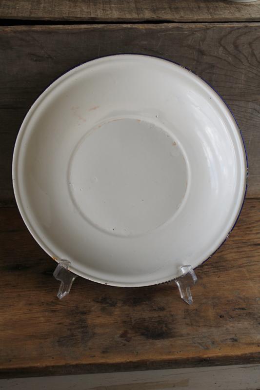 french country farmhouse style vintage enamelware plate w/ blue & white flowers