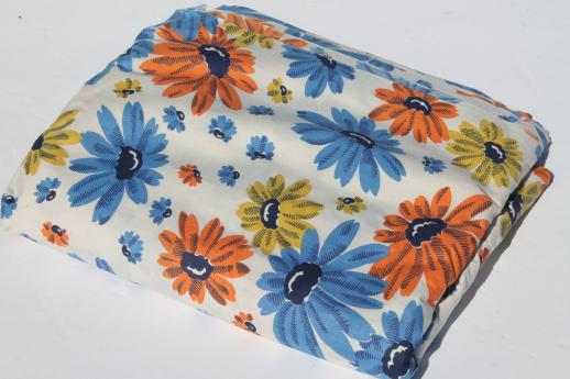 full bolt of 1950s vintage cotton fabric w/ big retro daisies daisy print