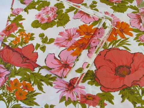 glace sateen, 50s vintage glazed cotton fabric, large scale floral print in coral pink
