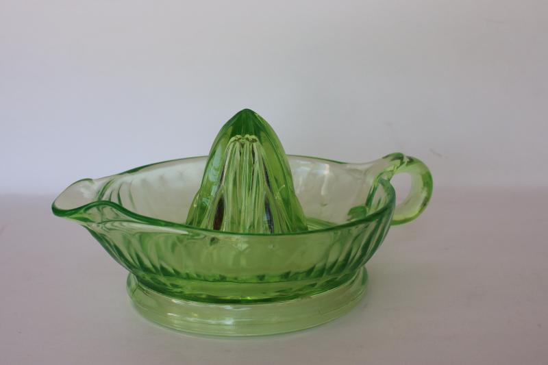 green depression uranium glass reamer, 1930s vintage kitchen glassware