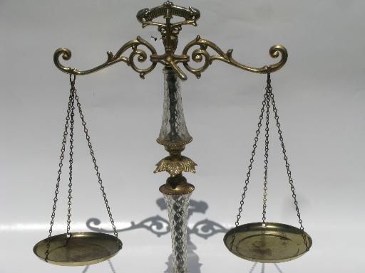 hanging balance scales for display, retro 50s lucite plastic and gold