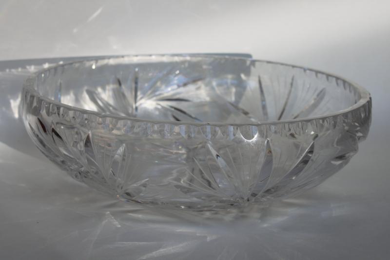 heavy sparkling crystal fruit bowl, vintage star & pinwheel pattern glass bowl