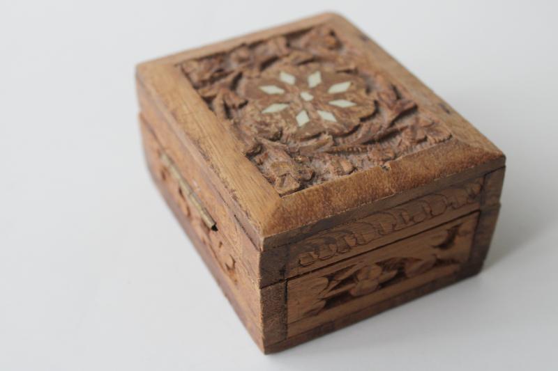 hippie vintage India sheesham wood box, small hand carved wooden box for herbs or jewelry