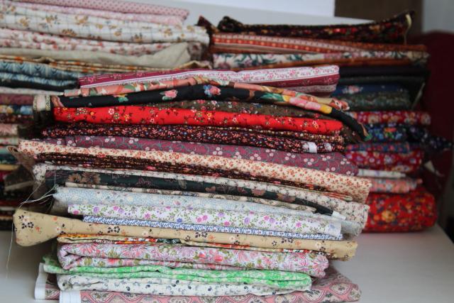 huge lot quilting sewing fabric, calico tiny print flowered prints 80s 90s vintage