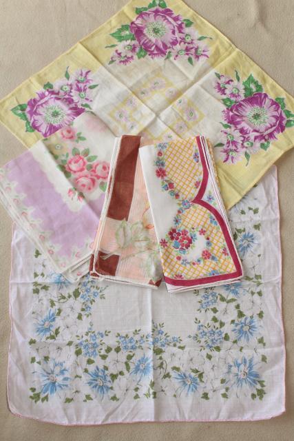 huge lot vintage hankies w/ flower prints, 50 pretty printed cotton handkerchiefs