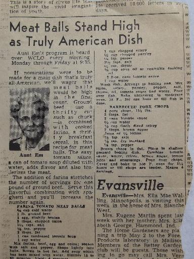 huge lot vintage newspaper clippings, Aunt Em's recipe columns 40s and 50s