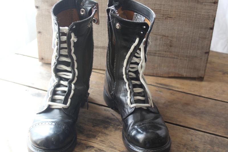 intage Corcoran black leather military paratrooper combat boots metal heel & toe size 9 1/2