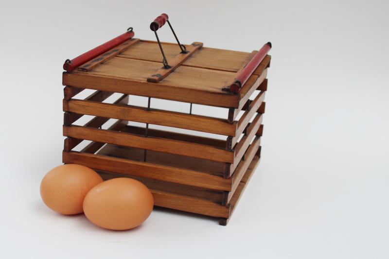 https://laurelleaffarm.com/item-photos/intage-wood-egg-crate-salesmans-sample-childs-size-carrier-tote-box-for-eggs-Laurel-Leaf-Farm-item-no-ts1005111-1.jpg