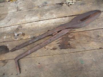 large antique tin snips / metal shears blacksmith's anvil hardy tool