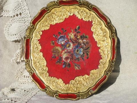 large round vintage Florentine tray, gilded gold wood, flowers on red