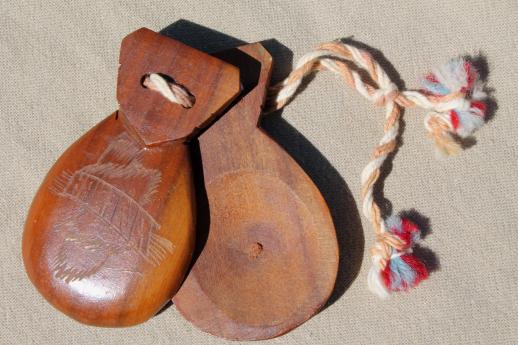 latin dancer carved wood castanets, vintage souvenirs from Havana Cuba