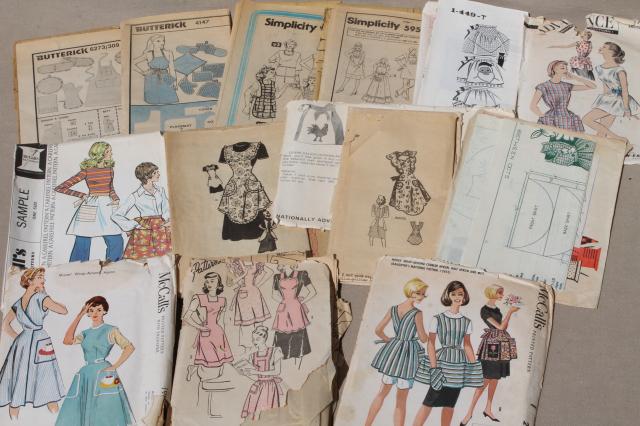 lot 50s 60s 70d vintage apron sewing patterns, flirty half aprons, pinafores