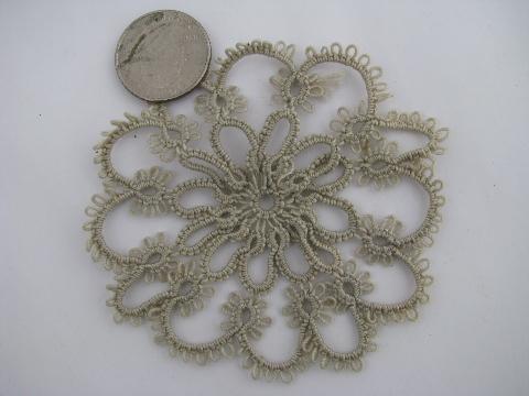 lot antique vintage tatted lace motifs, flowers in tatting, flax color cotton