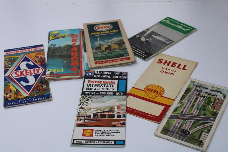 lot of 30 vintage road maps, gas station advertising 1940s 50s 60s 70s assorted city state maps