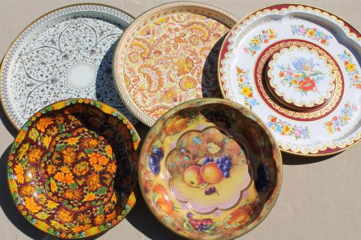 lot of vintage litho print tin bowls & trays, toleware serving pieces Daher ware etc.